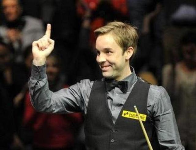 並為他制定 並為他制定