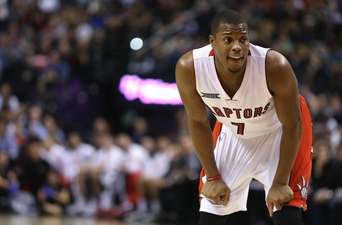 据对手的特 据对手的特